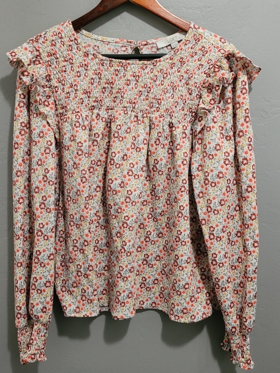 LOFT Tops - LOFT Cream Floral Smocked Ruffle Long-Sleeve Blouse